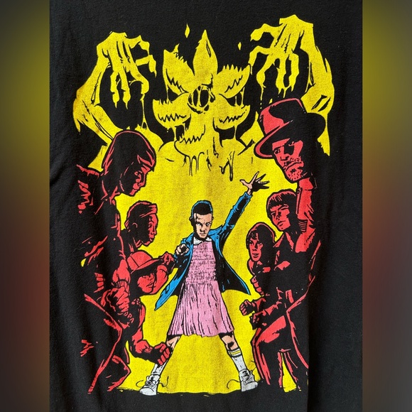 Netflix Stranger Things Black Short Sleeve Tee Shirt / Size XL - Picture 4 of 6